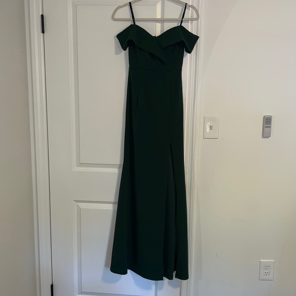Lulus hunter green, off-shoulder dress with slit. Worn once and then dry cleaned